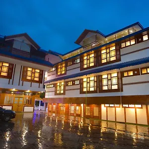 3* Resort At Wood Munnar